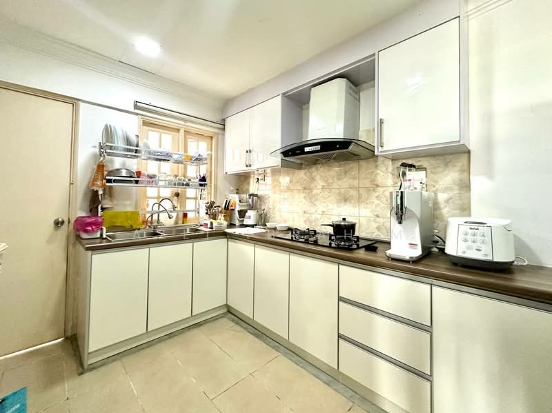 Condominium for Sale at Villaria - Azli Ibrahim - Kitchen - PropertyGuru.com.my