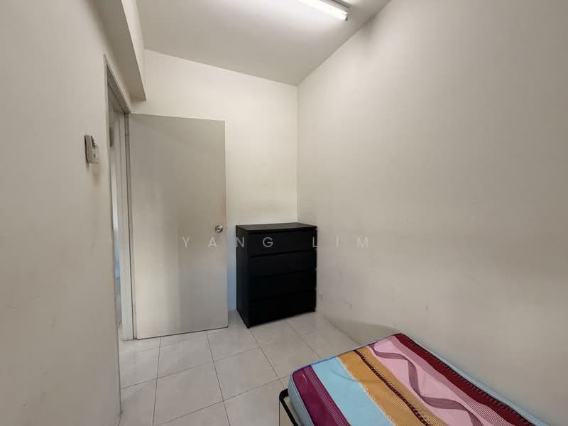 Pangsapuri untuk Disewa di Taman Bukit Erskine - Yang Lim - Bedroom - PropertyGuru.com.my