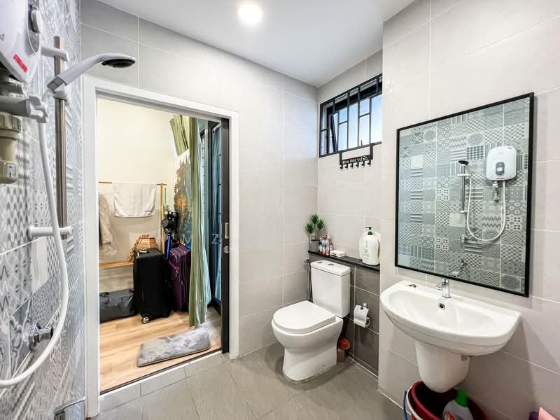 2-storey Terraced House for Sale in Elmina (Shah Alam) - Amzar Faiz - Bathroom - PropertyGuru.com.my