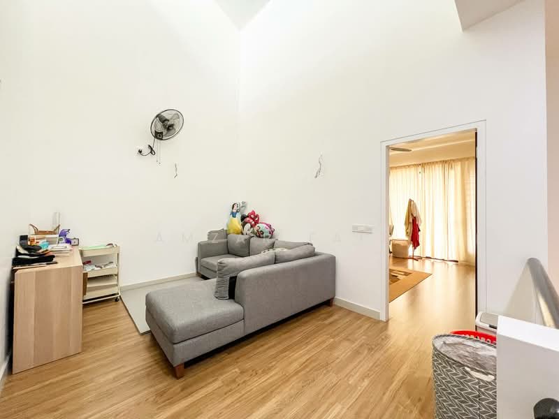 2-storey Terraced House for Sale in Elmina (Shah Alam) - Amzar Faiz - Living Room - PropertyGuru.com.my