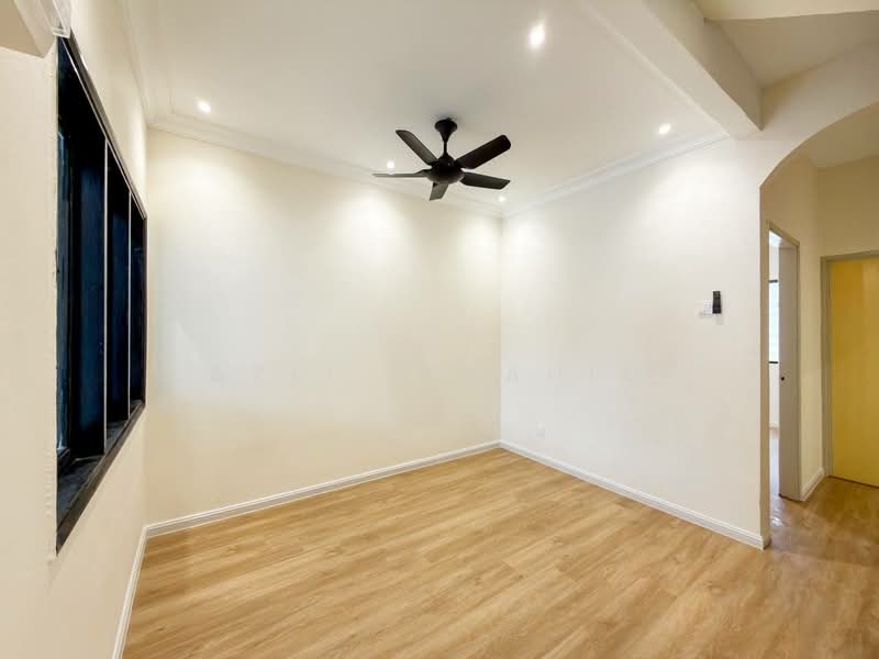 2-storey Terraced House for Sale in Taman Jasmin (Kajang) - Azli Ibrahim - Interior - PropertyGuru.com.my