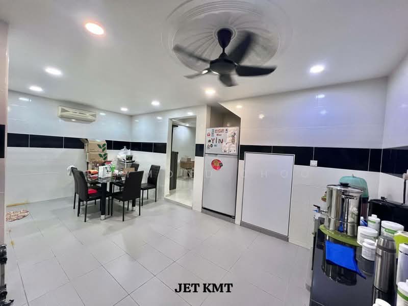 Rumah Teres 2 Tingkat untuk Dijual di Taman Chi Liung (Klang) - Raymond Choo - Dining Room - PropertyGuru.com.my