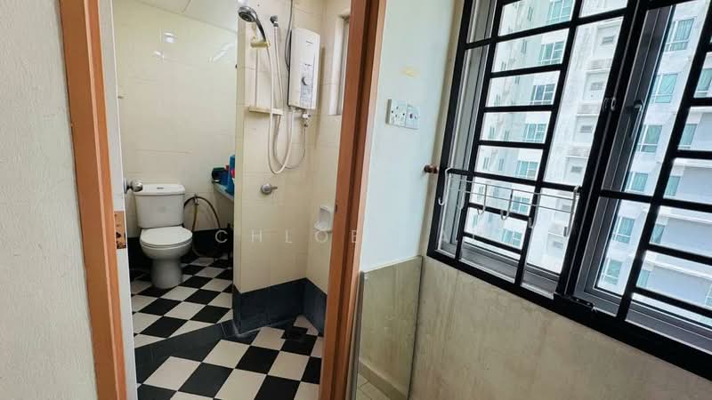 Service Residence for Sale at The Embassy (Bangunan Duta Impian) - Chloe Lai - Bathroom - PropertyGuru.com.my
