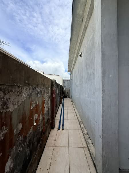 Semi-Detached House for Sale in Green Heights (Kuching) - Alfred Chua - Exterior - PropertyGuru.com.my