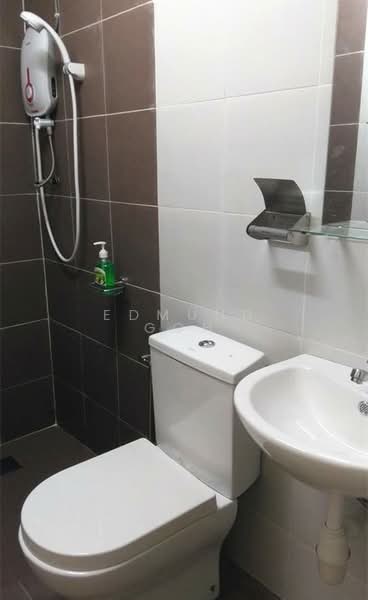 Service Residence for Sale at Galleria Equine Park - Edmund Goh - Bathroom - PropertyGuru.com.my
