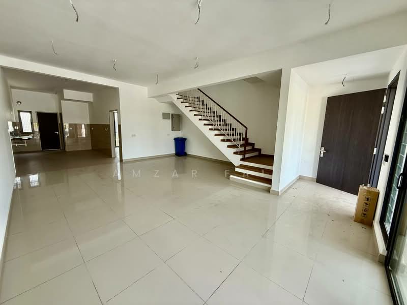 2-storey Terraced House for Sale in Elmina (Shah Alam) - Amzar Faiz - Living Room - PropertyGuru.com.my
