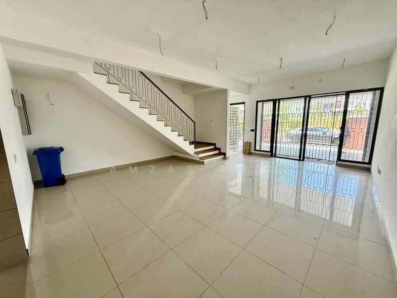 2-storey Terraced House for Sale in Elmina (Shah Alam) - Amzar Faiz - Living Room - PropertyGuru.com.my