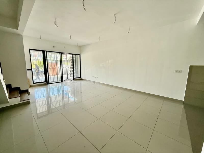 2-storey Terraced House for Sale in Elmina (Shah Alam) - Amzar Faiz - Living Room - PropertyGuru.com.my