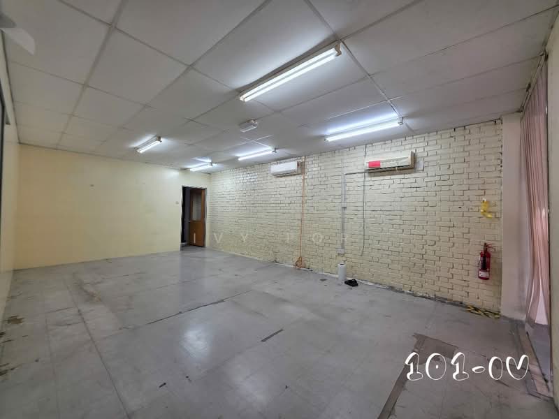Factory for Sale in Taman Klang Jaya (Klang) - Ivy Por - Interior - PropertyGuru.com.my