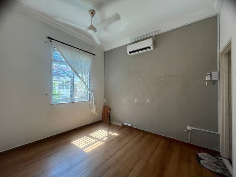 Rumah Teres untuk Dijual di Taman Mutiara Rini (Skudai) - Jack Chai - PropertyGuru.com.my