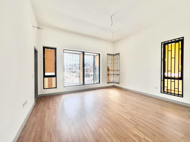 2-storey Terraced House for Sale in Elmina (Shah Alam) - Amzar Faiz - Living Room - PropertyGuru.com.my