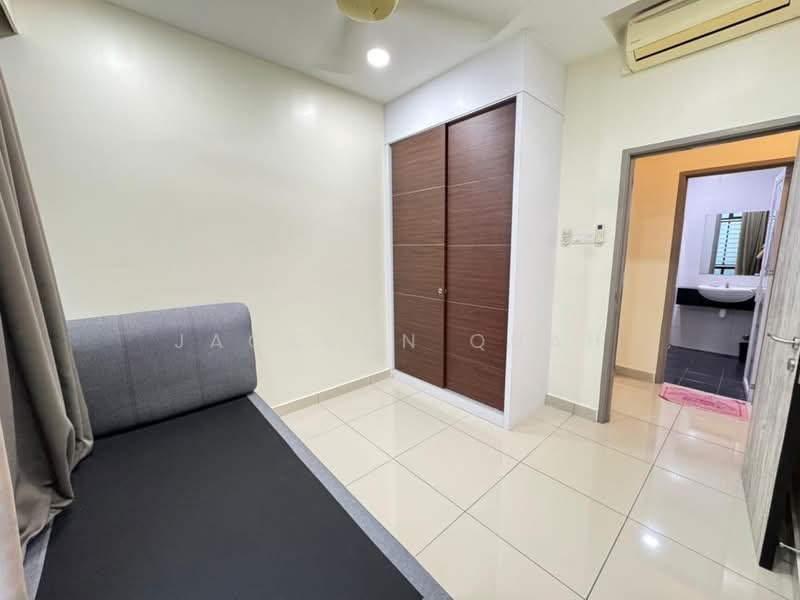 Pangsapuri untuk Dijual di Seri Austin Residence (Pangsapuri Seri Austin) - Jackson Quah - Bedroom - PropertyGuru.com.my