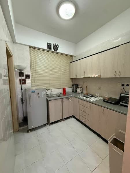 Condominium for Rent at Eden Seaview Condominium - Stella Cheng - Kitchen - PropertyGuru.com.my