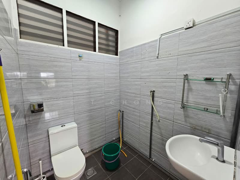 Rumah Teres 2 Tingkat untuk Dijual di Johor Bahru (Johor) - C.T Chong - Bathroom - PropertyGuru.com.my