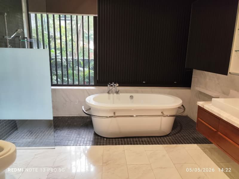 Condominium for Rent at Dedaun Condominium - Jojo Yam - Bathroom - PropertyGuru.com.my