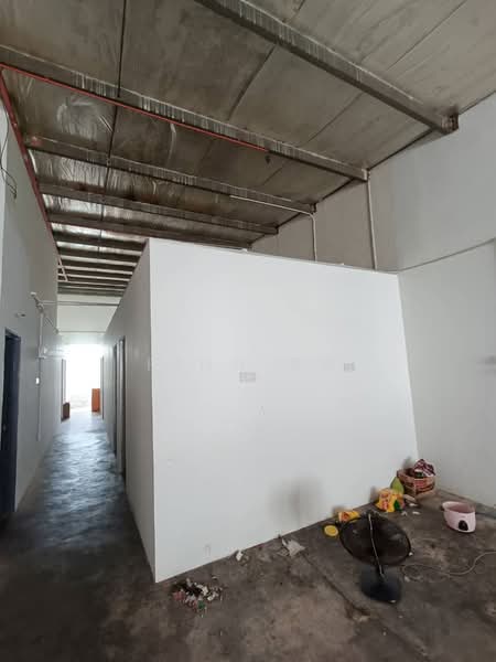 Shop / Office for Sale in Taman Johor Jaya (Johor Bahru) - Finn Aw - Interior - PropertyGuru.com.my