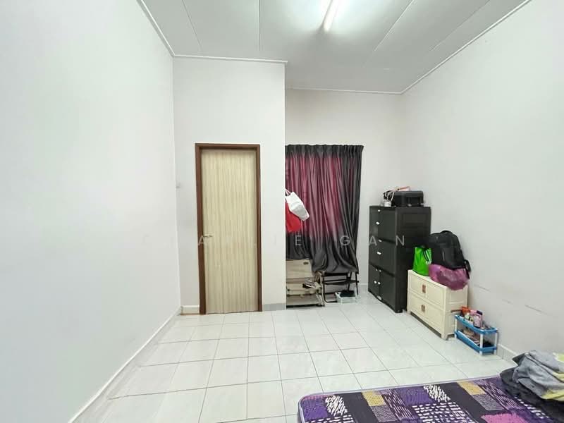 Rumah Teres untuk Dijual di Bandar Botanic (Klang) - Charlie Gan - Bedroom - PropertyGuru.com.my