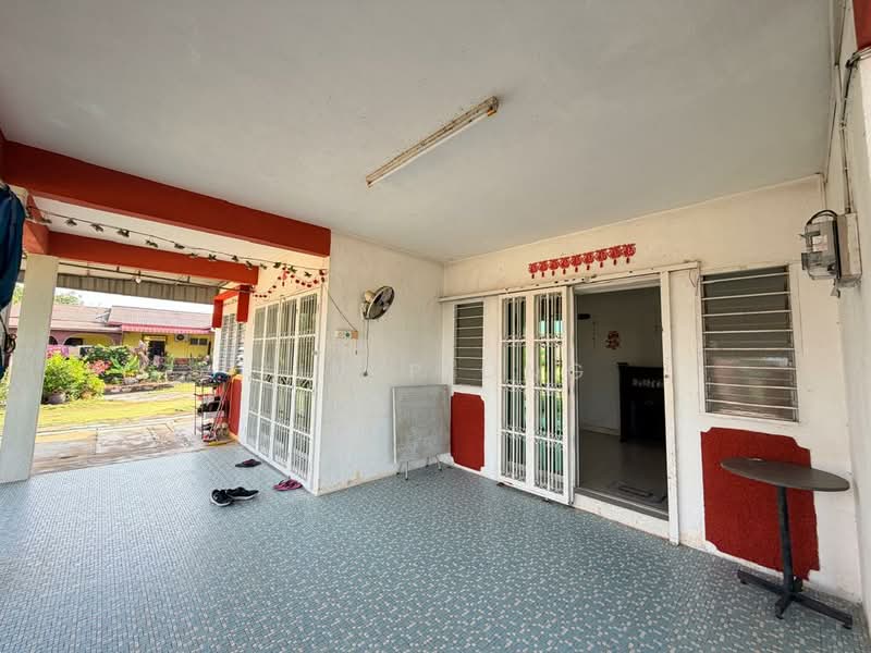 Rumah Banglo untuk Dijual di Taman Cheng Perdana (Cheng) - Tim Piong - Exterior - PropertyGuru.com.my