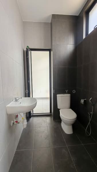 2-storey Terraced House for Sale in Setia Eco Cascadia (Tebrau) - Corine YG - Bathroom - PropertyGuru.com.my