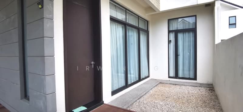 Rumah Teres untuk Dijual di Medini (Iskandar Puteri (Nusajaya)) - Irwyn Ng - Exterior - PropertyGuru.com.my