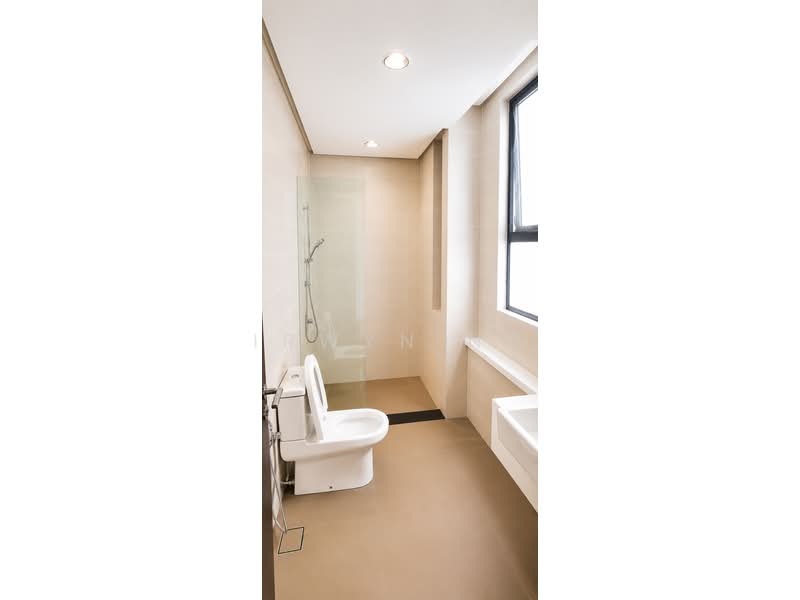 Rumah Teres untuk Dijual di Medini (Iskandar Puteri (Nusajaya)) - Irwyn Ng - Bathroom - PropertyGuru.com.my