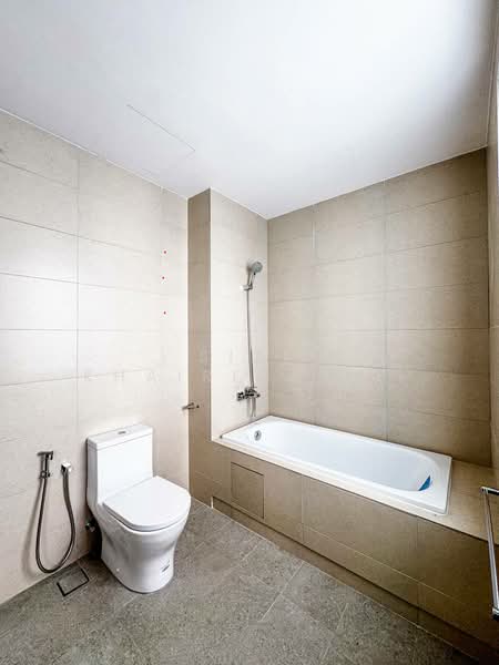 Semi-Detached House for Sale in Shah Alam (Selangor) - SITI KHAIRIYAH JAAFAR - Bathroom - PropertyGuru.com.my