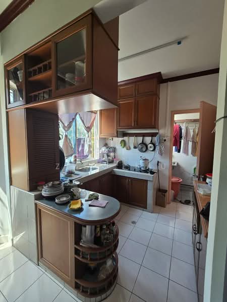 Apartment for Sale at Beverly Hills 3 - Zoey Liau - Kitchen - PropertyGuru.com.my