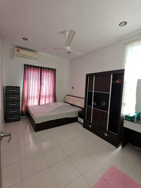 Rumah Teres 2 Tingkat untuk Dijual di Taman Setia Indah (Tebrau) - Sharon Ng - Bedroom - PropertyGuru.com.my