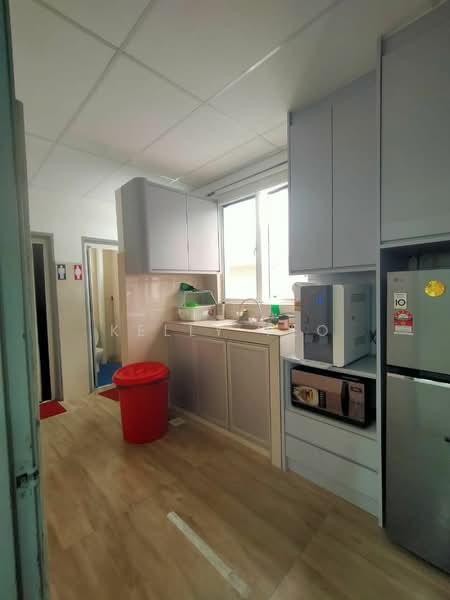 Factory for Rent in Bandar Sultan Suleiman (Port Klang (Pelabuhan Klang)) - Kelly Teo - Kitchen - PropertyGuru.com.my