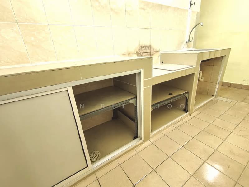Flat for Rent at PPR Kampung Muhibbah - Tan Bee Choo - Kitchen - PropertyGuru.com.my