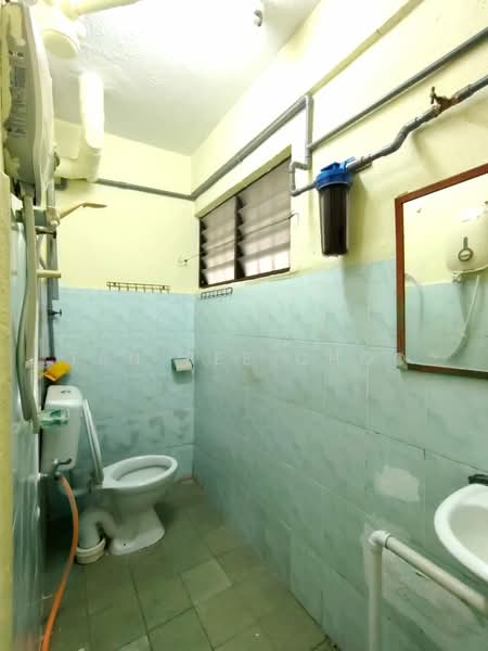 Flat for Rent at PPR Kampung Muhibbah - Tan Bee Choo - Bathroom - PropertyGuru.com.my