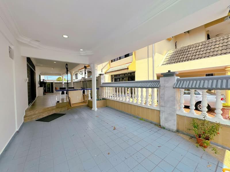 Semi-Detached House for Sale in Taman Johor Jaya (Johor Bahru) - Sharon Ng - Exterior - PropertyGuru.com.my