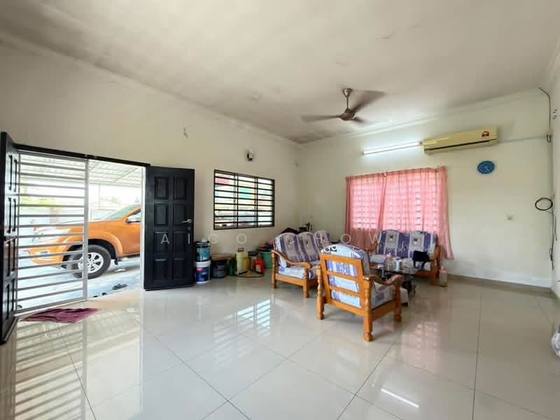 Bungalow for Sale in Batu Gajah (Perak) - Aico Chow - Living Room - PropertyGuru.com.my