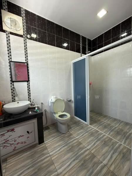 Bungalow for Sale in Batu Gajah (Perak) - Aico Chow - Bathroom - PropertyGuru.com.my