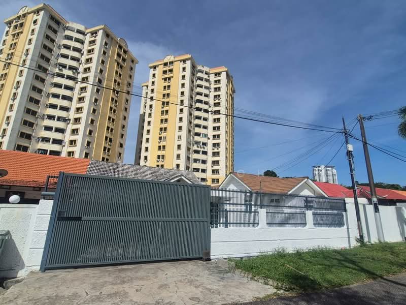 Semi-Detached House for Rent in Tanjung Bungah (Penang) - Rick Goh - Exterior - PropertyGuru.com.my