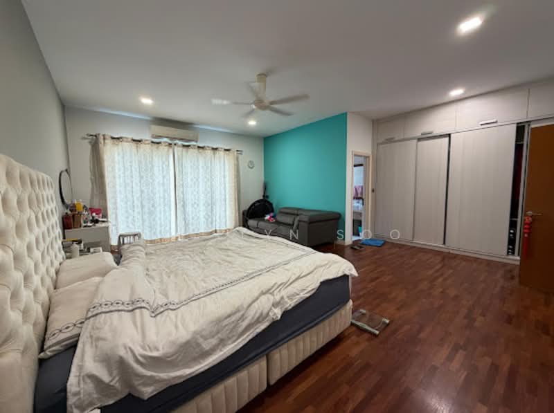 Rumah Teres 3 Tingkat untuk Dijual di Taman Taming Indah 2 (Bandar Sungai Long) - Jocelyn Soo - Master Bedroom - PropertyGuru.com.my