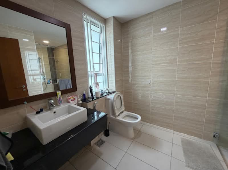 Rumah Teres 3 Tingkat untuk Dijual di Taman Taming Indah 2 (Bandar Sungai Long) - Jocelyn Soo - Bathroom - PropertyGuru.com.my