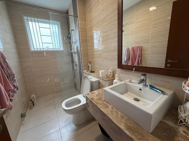 Rumah Teres 3 Tingkat untuk Dijual di Taman Taming Indah 2 (Bandar Sungai Long) - Jocelyn Soo - Bathroom - PropertyGuru.com.my