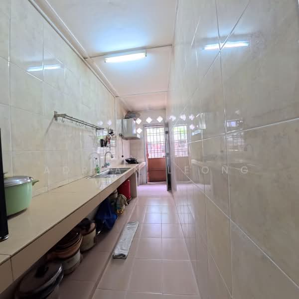 Rumah Teres 2 Tingkat untuk Dijual di Bandar Kinrara (Selangor) - Adrian Leong - Kitchen - PropertyGuru.com.my