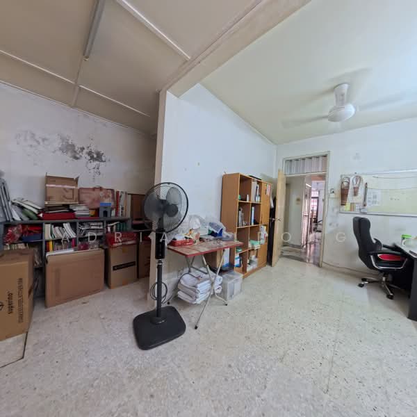 Rumah Teres 2 Tingkat untuk Dijual di Bandar Kinrara (Selangor) - Adrian Leong - Study - PropertyGuru.com.my