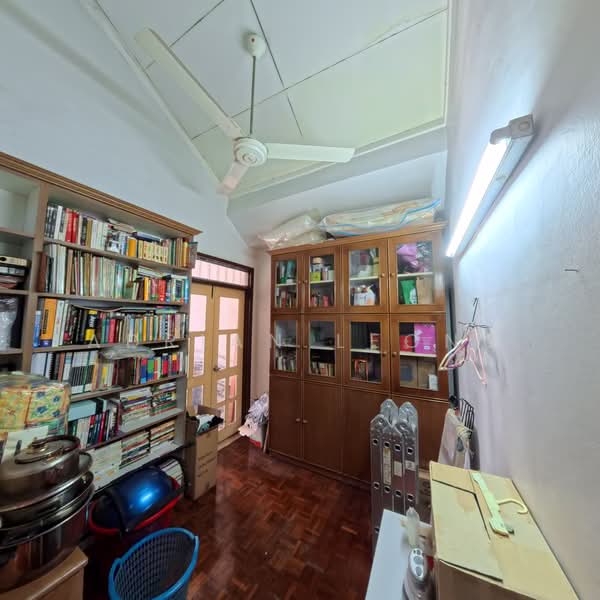 Rumah Teres 2 Tingkat untuk Dijual di Bandar Kinrara (Selangor) - Adrian Leong - Study - PropertyGuru.com.my