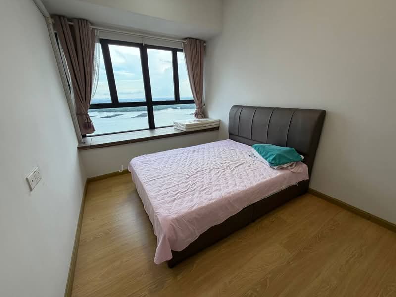 Condominium for Rent at Royal Strand @ Country Garden Danga Bay - Jack Liew - Bedroom - PropertyGuru.com.my