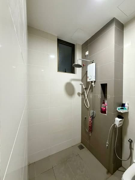 Kondominium untuk Disewa di PARC Regency (Residensi Masai) - Hong Charng Lee - Bathroom - PropertyGuru.com.my