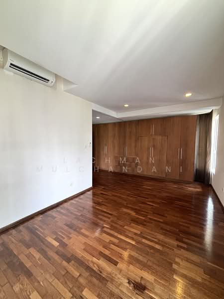 Condominium for Sale at Hijauan Kiara - Lachman Mulchandani - Master bedroom - PropertyGuru.com.my