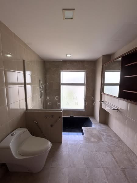 Condominium for Sale at Hijauan Kiara - Lachman Mulchandani - Master Bathroom - PropertyGuru.com.my