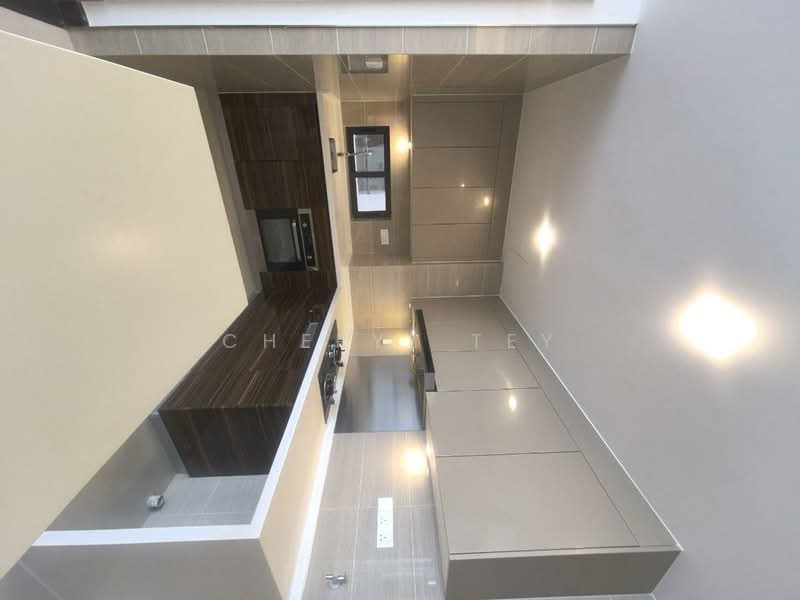 Condominium for Rent at R&F Princess Cove Phase 2-Seine Region - Cheryl Tey - Kitchen - PropertyGuru.com.my
