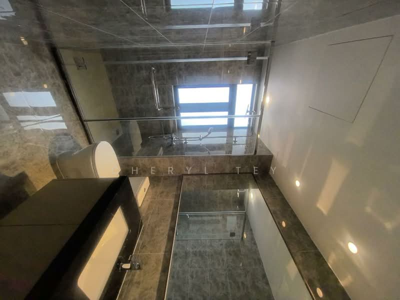 Condominium for Rent at R&F Princess Cove Phase 2-Seine Region - Cheryl Tey - Bathroom - PropertyGuru.com.my