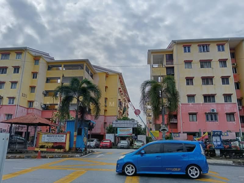 Flat for Sale at Pangsapuri Sri Melewar - Danial Mohd Zaki - Exterior - PropertyGuru.com.my