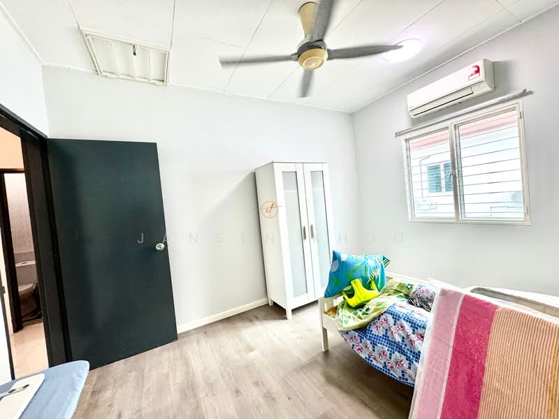 2-storey Terraced House for Rent in Setia Impian (Setia Alam) - Jansen Khoo - Bedroom - PropertyGuru.com.my