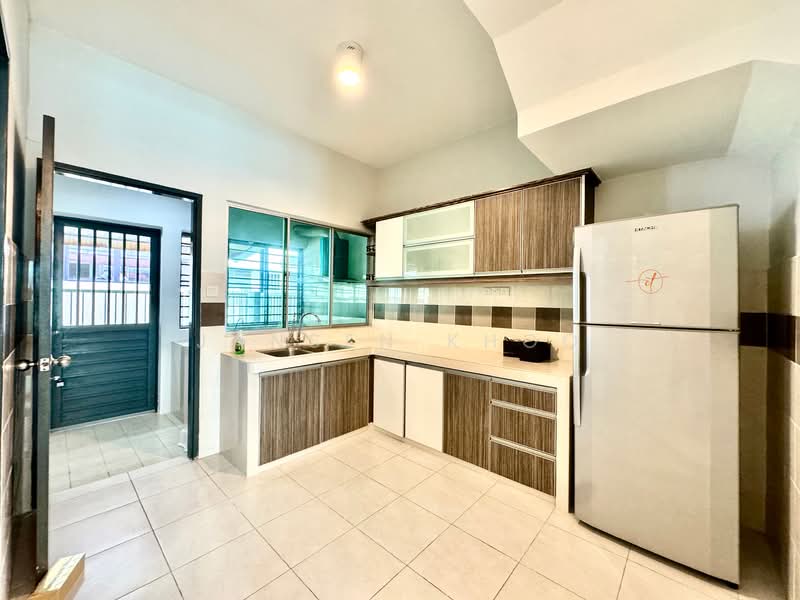 2-storey Terraced House for Rent in Setia Impian (Setia Alam) - Jansen Khoo - Kitchen - PropertyGuru.com.my